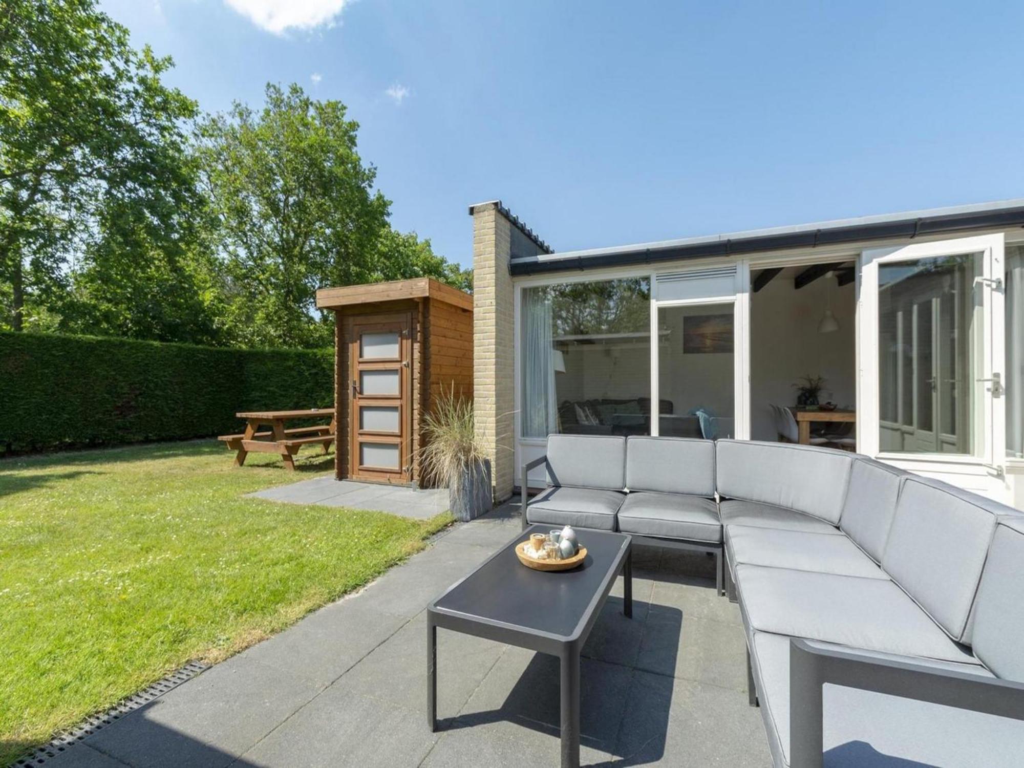 Contemporary Bungalow With Garden Sint Maartensvlotbrug Eksteriør bilde